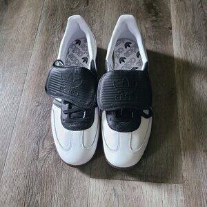 Adidas Men’s Samba LT Shoes White/Black Size 12 – New w/ Box (Damaged Box)